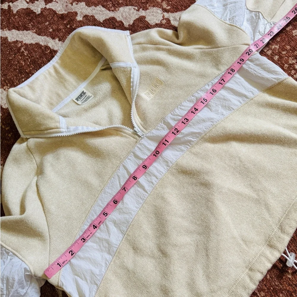 🏔️ Pink Sweater - Picture 5 of 6